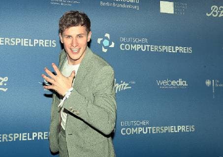 09 04 2019 xlakx Entertainment eSports Award of the German Computer Game Prize 2019 emspor v l Lukas Sauer Actor and model at the German Computer Game Prize 2019 in the Admiralspalast Berlin Berlin
