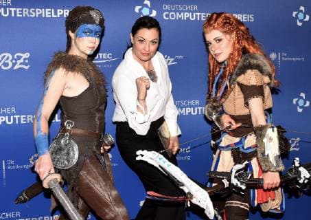 09 04 2019 xlakx Entertainment eSports Award of the German Computer Game Prize 2019 emspor v l Lina van de Mars TV presenter Motor sportswoman at the German Computer Game Prize 2019 in the Admiralspalast Berlin Berlin