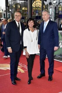 Roland Mack with his wife Marianne Mack and Christian Wulff at the presentation of the 22 Radio Rainbow Award 2019 in the Europa Park Arena Rust 12 04 2019 Foto:xF.xKernx xFuturexImage
