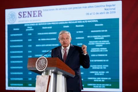 Mexican President Andres Manuel Lopez Obrador speaks during his daily press conference at the Palacio Nacional, in Mexico City, Mexico, 15 April 2019. Mexican Government has presented gas stations raking of prices in the country, pointing out the expensive brands and the cheaper ones, trying to control the average price. Mexican Government presents gas stations ranking of prices !ACHTUNG: NUR REDAKTIONELLE NUTZUNG!  Copyright: xJoséxMéndezx MEX010 20190415-636909468709640634