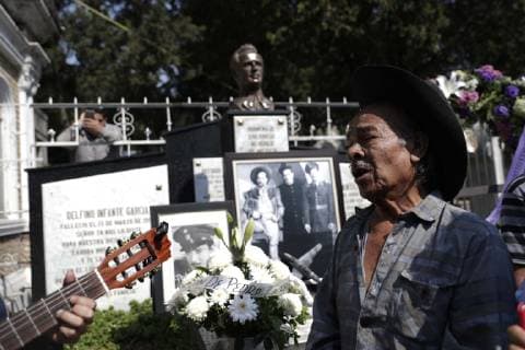 April 15 2019 EUM20190415ESP05 JPG CIUDAD DE MEXICO Aniversary Aniversary Pedro Infante This Monday April 15, 2019 is the sorrowful tribute to Pedro Infante in the pantheon Jardin de la Ciudad de Mexico The singer and actor considered an idol died a day like today but 1957 Photo Agency EL UNIVERSAL Ivan Stephens RDB  - ZUMAu78_ 20190415_zaf_u78_006 Copyright: xIvanxStephensx