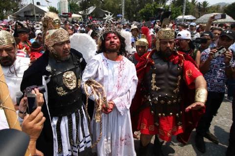 Mexiko, jährliche Passionsspiele in Iztapalapa April 19, 2019 - EUM20190419REL15.JPG .CIUDAD DE MEXICO. ReligionReligion-Viacrucis.- 19 de abril de 2019. Aspectos de la escenificacion 176 de la Pasion de Cristo en Iztapalapa, como parte de la tradicion catolica de Semana Santa. Foto: Agencia EL UNIVERSALCarlos MejiaEELG  - ZUMAu78_ 20190419_zaf_u78_029 Copyright: xElxUniversalx