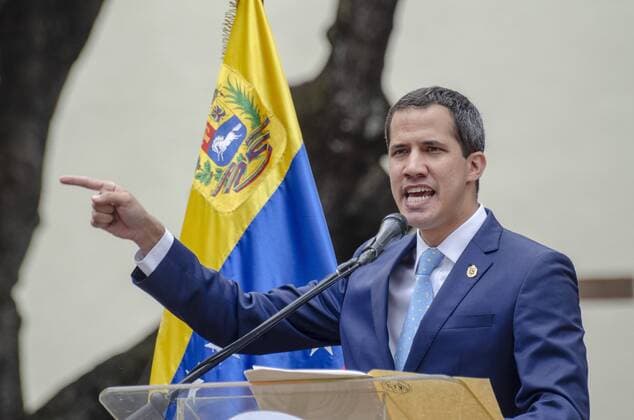 News Themen der Woche KW16 News Bilder des Tages April 19, 2019 - Caracas, Venezuela - The president (in charge) of Venezuela, JUAN GUAIDO delivers a speech to the people who gathered in the open town hall at Plaza Bolivar de Chacao. Guaido made important announcements about Operation Freedom , and called for a march on May 1st to achieve the cessation of usurpation . Caracas Venezuela  - ZUMA 39933457st Copyright: xJimmyxVillaltax