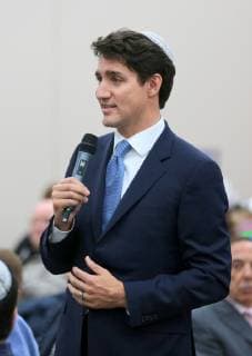 April 19, 2019 - Toronto, ONTARIO, Canada - Canadian Prime Minister Justin Trudeau delivers remarks to members of the Jewish community during a Passover seder on April 19, 2019 in North York, Ontario, Canada. Toronto Canada  - ZUMAn230 20190419_zaa_n230_629 Copyright: xCreativexTouchxImagingxLtdx