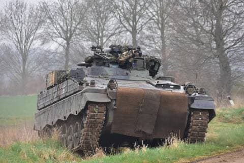 Schützenpanzer Marder während einer Übung. Schützenpanzer Marder 1 A5 während einer freilaufenden Übung in Niedersachsen. Hoya Niedersachsen Germany *** Marder infantry fighting vehicle during an exercise Marder infantry fighting vehicle 1 A5 during a free-running exercise in Lower Saxony Hoya Lower Saxony Germany