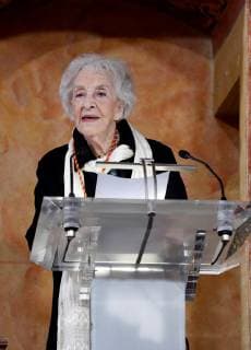 Uruguayan poet Ida Vitale (C) delivers a speech after she was awarded Miguel de Cervantes literature award during a ceremony at Alcala de Henares University, in Alcala de Henares, outside Madrid, Spain, 23 April 2019. The prize, worth at 125,000 euro cash prize, is the most important award to literature in spanish and the awarding ceremony is held each 23 April to mark Miguel de Cervantes death date. Cervantes Literature awarding ceremony !ACHTUNG: NUR REDAKTIONELLE NUTZUNG!  Copyright: xBallesterosx GRAF5874 20190423-636916210678711538