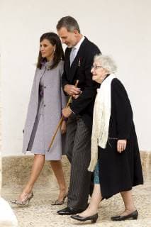 King Felipe VI of Spain, Queen Letizia and Uruguayan poet Ida Vitale (R) during the Cervantes Literature Prize ceremony at the University of Alcala in Madrid on April 23, 2019.  (20190423023)