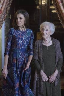 24-04-2019 Madrid Queen Letizia and King Felipe and Ida Vitale pose before an official lunch for Miguel de Cervantes 2019 award at the Royal palace in Madrid. No Spain  Copyright: xPPE xTHORTONx
