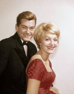 LE BOSSU La Sada degli Orleans (la spada degli orleans) aka. Ritter der Nacht Frankreich Italien 1959 Andree Hunebelle JEAN MARAIS (Henri de Lagardere), SABINE SESSELMANN (Isabelle) in Le Bossu , Studioaufnahme,1959. Überschrift: LE BOSSU Frankreich Italien 1959 Copyright: KPA !AUFNAHMEDATUM GESCHÄTZT! UnitedArchives00649996