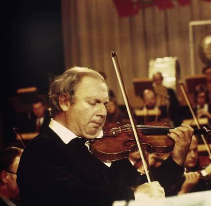 ISAAC STERN (1920-2001) galt als einer der bedeutendsten Violinisten des 20. Jahrhunderts. Aufnahme aus den 1970er Jahren. Überschrift: ISAAC STERN Copyright: KPA !AUFNAHMEDATUM GESCHÄTZT! UnitedArchives00675014