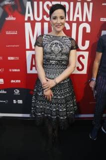 19 AMADEUS Austrian Music Awards 2019 Vienna Volkstheater 25 04 2019 Ina Regen Regina Mallinger Wien Austria AVN101002274222 101