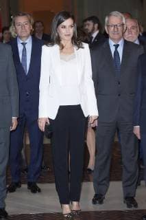 April 25, 2019 - Madrid, Madrid, Spain - Queen Letizia of Spain attends Barco de Vapor and Gran Angular literature awards at Casa de Correos on April 25, 2019 in Madrid, Spain Madrid Spain  - ZUMAg15_ 20190425_zaf_g15_006 Copyright: xJackxAbuinx