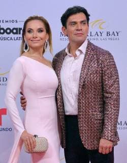 Elizabeth Alvarez and Jorge Salinas attend the 26th annual Billboard Latin Music Awards at the Mandalay Bay Events Center in Las Vegas, Nevada on April 25, 2019.  LAV20190425208 JIMxRUYMEN