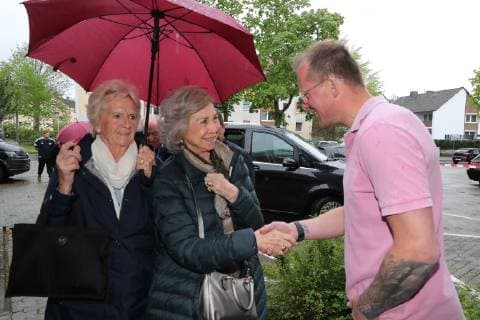 Spains EX King Juan Carlos with his wife Sophia and daughters Elena and Cristina come to his grandsons handball game 18-year-old Pablo Urdangarin plays for TSV Hannover Burgdorfs A Juniors and will play against HSG Wetzlar in the quarter-finals of the German Championship on Saturday with his team Coach Heidmar Felixson TSV Burgdorf welcomes Sophia of Greece and grandmother Claire Liebaert