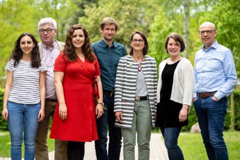 Politics Buendnis 90 The Greens Hamburg Regional Membership Assembly 2019 Politics Buendnis 90 The Greens Hamburg Regional Membership Assembly 2019 Anna Gallina Regional Chairwoman of the Greens in red Martin Bill Treasurer Karl Heinz Karch Assessorsinnen Emilia Fester Sina Demirhan Andrea Nunne und Harald Hasselmann