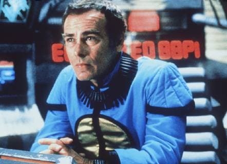 ZURÜCK IN DIE VERGANGENHEIT Quantum Leap USA 1989 Ein Wissenschaftler aus den 90er Jahren findet sich im Körper eines Piloten aus den 50er Jahren wieder und muß erst einen Unfall verhindern, bevor er zurück in die Zukunft kann. Szene mit DEAN STOCKWELL als Albert Regie: David Hemmings aka. QUANTUM LEAP ZURÜCK IN DIE VERGANGENHEIT USA 1989 Copyright: KPA !AUFNAHMEDATUM GESCHÄTZT! Nur redaktionelle Nutzung im Zusammenhang mit dem Film. Editorial usage only and only related to the movie. Im Falle anderer Verwendungen, kontaktieren Sie uns bitte. For other uses, please contact us. UnitedArchives00886532