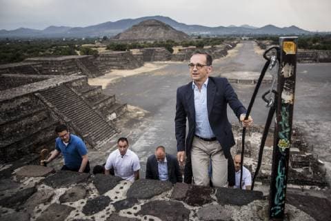 Federal Foreign Minister Heiko Maas SPD pictured on the Pyramid of the Moon with a view of the Pyramid of the Sun in the praehispanic ruined city of Teotihuacan 01 05 2019 Heiko Maas travels as part of his trip to Latin America Brazil Colombia and Mexico Teotihuacan Mexico Copyright: xFlorianxGaertner photothek.netx