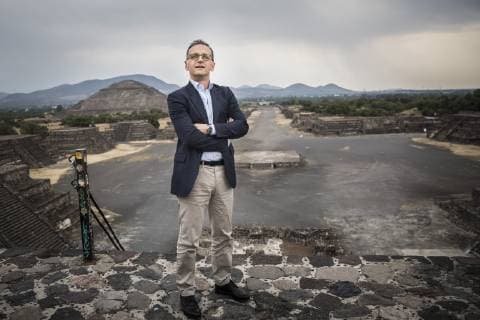 Federal Foreign Minister Heiko Maas SPD pictured on the Pyramid of the Moon with a view of the Pyramid of the Sun in the praehispanic ruined city of Teotihuacan 01 05 2019 Heiko Maas travels as part of his trip to Latin America Brazil Colombia and Mexico Teotihuacan Mexico Copyright: xFlorianxGaertner photothek.netx