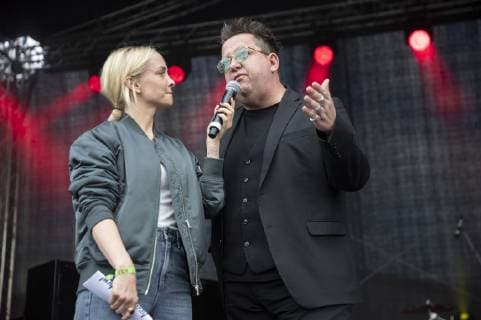 Janin Ullmann and Sebastian Krumbiegel at the concert Zusammenstehen im Beethovenpark Erfurt 01 05 2019 Foto:xM.xKremerx xFuturexImage