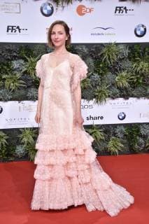 Katharina Schüttler arriving for the German Film Award ceremony on 3 05 2019 in Berlin German Film Award 2019 in Berlin Arrival Red Carpet