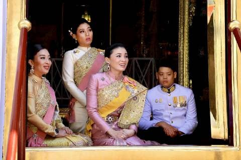 daughter Princess Bajrakitiyabha Mahidol, daughter Princess Sirivannavari Nariratana, Queen Suthida and son Prince Dipangkorn Rasmijoti His Majesty the King proceeds to the Temple of the Emerald Buddha to proclaim himself the Patron of Buddhism 05-05-2019 Inhuldiging Thai King Maha Vajiralongkorn Bodindradebayavarangkun sits on a palanquin carried by royal guards during a procession to circle the city, offering the chance for people to pay homage as part of his coronation ceremony in Bangkok, Thailand  Copyright: xx