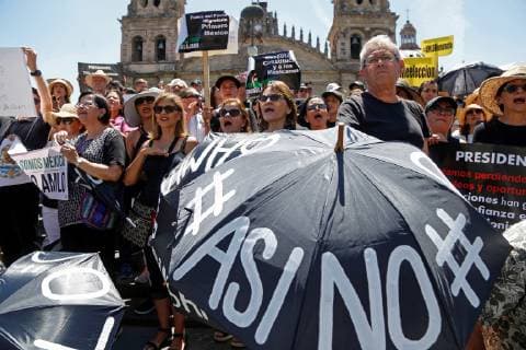 Hundreds demonstrate against policies implemented by Mexican President Andres Manuel Lopez Obrador, in Guadalajara, Jalisco state, Mexico, 5 May 2019. Thousands demonstrate against policies of new Government !ACHTUNG: NUR REDAKTIONELLE NUTZUNG!  Copyright: xFranciscoxGuascox AME9320 20190505-636926887270382733