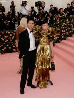 Joseph Altuzarra, Awkwafina arrive on the red carpet at The Metropolitan Museum of Art s Costume Institute Benefit Camp: Notes on Fashion at Metropolitan Museum of Art in New York City on May 6, 2019.  NYP20190506238 JOHNxANGELILLO