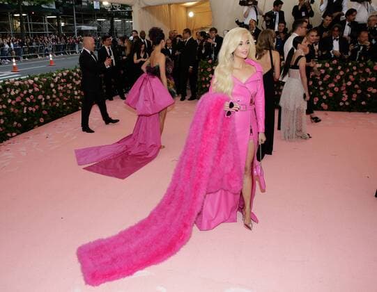Kacey Musgraves arrives on the red carpet at The Metropolitan Museum of Art s Costume Institute Benefit Camp: Notes on Fashion at Metropolitan Museum of Art in New York City on May 6, 2019.  NYP20190506335 JOHNxANGELILLO