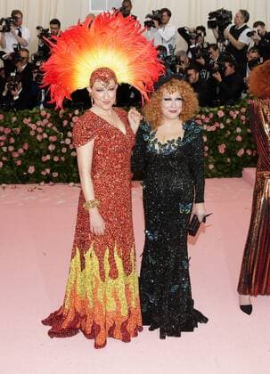 Sophie Von Haselberg and Bette Midler arrive on the red carpet at The Metropolitan Museum of Art s Costume Institute Benefit Camp: Notes on Fashion at Metropolitan Museum of Art in New York City on May 6, 2019.  NYP20190506337 JOHNxANGELILLO