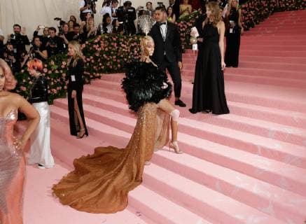 Winnie Harlow arrives on the red carpet at The Metropolitan Museum of Art s Costume Institute Benefit Camp: Notes on Fashion at Metropolitan Museum of Art in New York City on May 6, 2019.  NYP20190506368 JOHNxANGELILLO