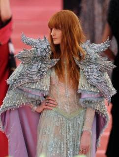 NEW YORK, NEW YORK - MAY 06: Florence And The Machine at The 2019 Met Gala Celebrating Camp: Notes on Fashion at Metropolitan Museum of Art on May 06, 2019 in New York City. Copyright: xJohnxPalmerx