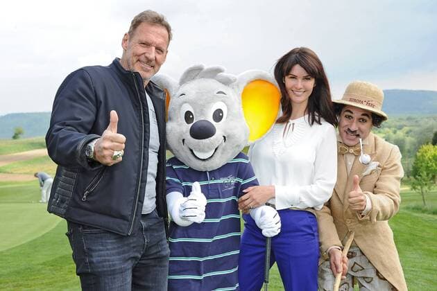 Entertainment Themen der Woche KW19 Europa-Park Eagles Charity Golfcup . Ralf Moeller und Miriam Mack anläßlich des Europa-Park Eagles Charity Golfcup am 06.05.2019 beim Golfclub Breisgau in Herbolzheim-Tutschfelden. 20190506MWI06529 *** Europa Park Eagles Charity Golfcup Ralf Moeller and Miriam Mack on the occasion of the Europa Park Eagles Charity Golfcup on 06 05 2019 at the Golfclub Breisgau in Herbolzheim Tutschfelden 20190506MWI06529