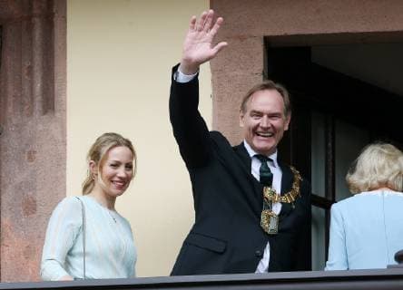 Leipzig 08 05 2019 State visit of the British royal house heir to the throne Prince Charles and Duchess Camilla to Leipzig In the picture Ayleena Jung and Burkhard Jung Lord Mayor of Leipzig