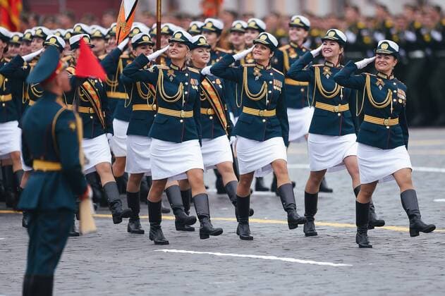 (190509) -- MOSCOW, May 9, 2019 (Xinhua) -- Russian servicewomen march on the Red Square for the Victory Day parade in Moscow, Russia, May 9, 2019. Russia marks the 74th anniversary of the victory over Nazi Germany in World War II here on May 9. (Xinhua Evgeny Sinitsyn) RUSSIA-MOSCOW-VICTORY DAY-PARADE 