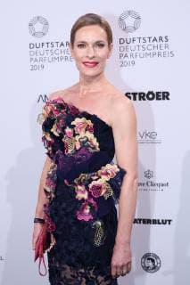 Lisa Martinek at the presentation of the German Perfume Prize Duftstars 2019 on 9 05 2019 in Düsseldorf German Perfume Prize Duftstars 2019 in Düsseldorf