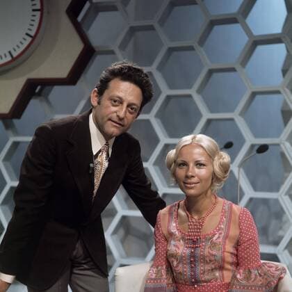 DALLI DALLI HANS ROSENTHAL and assistant MONIKA SUNDERMANN Broadcast from 16 12 1971 Copyright: ArthurxGrimm UnitedArchives00659720