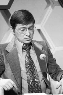DALLI DALLI Rainer Werner Fassbinder in the quiz show Dalli Dalli 70s Copyright: ArthurxGrimm UnitedArchives00661286