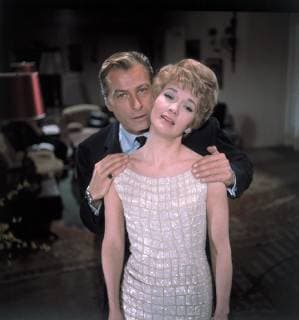 breakfast double bed LEX BARKER Victor Armstrong LISELOTTE PULVER Liane Clausen United Archives kpa Grimm 30687 film television comedy 60s Germany 1963 Copyright: ArthurxGrimm UnitedArchives00666236