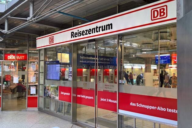 DB Deutsche Bahn Travel Centre at Munich Central Station (Hauptbahnhof Muenchen) Here you can find information about prices Timetable Arrival and departure of trains Deutsche Bahn connections