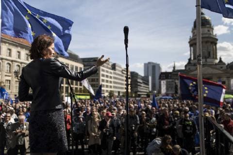 News Bilder des Tages Bundesjustizministerin Katarina Barley, SPD, aufgenommen im Rahmen der Veranstaltung Pulse of Europe auf dem Gendarmenmarkt in Berlin, 12.05.2019. Berlin Deutschland *** Federal Minister of Justice Katarina Barley SPD admitted at the event Pulse of Europe at the Gendarmenmarkt in Berlin 12 05 2019 Berlin Germany Copyright: xFlorianxGaertner photothek.netx