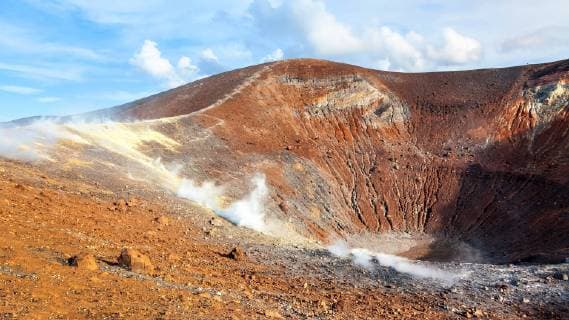 Bilder der Erde aktiver Vulkan auf den Liparischen Inseln, Italien, Liparische Inseln active volcano on Aeolian Islands, Italy, Liparic Islands BLWS530106 Copyright: xblickwinkel McPHOTO M.xGannx