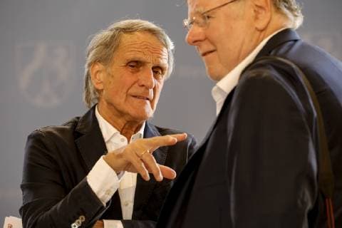 14 05 2019, Düsseldorf NRW Minister President Armin Laschet awards the Order of Merit of the State of North Rhine-Westphalia to Wolfgang Overath, Cologne The former President of 1 FC Cologne is honoured for hi