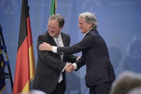 Wolfgang Overath, former President 1 FC Cologne, footballer, football world champion, sport Received the State Order of Merit from Prime Minister Armin Laschet CDU on 14 05 2019 in Düsseldorf It is one of the highest awards in North Rhine-Westphalia The state thus honours citizens for their extraordinary services and outstanding commitment to society from Düsseldorf NRW Germany