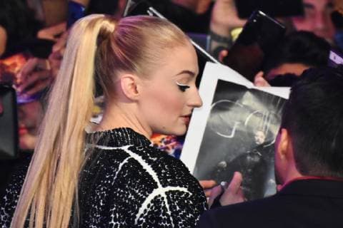 May 14, 2019 - Mexico City, Mexico - Sophie Turner seen signing autographs during a Fan Event of X-Men: Dark Phoenix at Toreo Parque Central on May 14, 2019 in Mexico City, Mexico Mexico City Mexico  - ZUMAn230 20190514_zaa_n230_752 Copyright: xCarlosxTischlerx