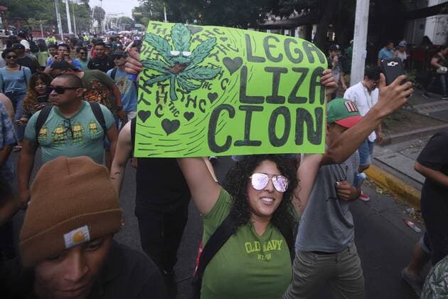 May 16, 2019 EUM20190516NAC01 JPG CIUDAD DE MEXICO LegalizationLegalization Marijuana May 16, 2019 The number of applications for the use of marijuana increases before the Federal Commission for Protection against Health Risks Cofepris from 2013 to 2018 were registered 636 For recreational use are 571, for medicinal reasons 39 and in the industrial field 15 Photo Archive Agency EL UNIVERSALEELG  - ZUMAu78_ 20190516_zaf_u78_043 Copyright: xElxUniversalx