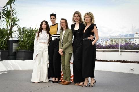 Foto IPP Daniele Cifala 20 05 2019 Portrait Of A Lady On Fire (Portrait De La Jeune Fille En Feu) Photocall - The 72nd Annual Cannes Film Festival nella foto: Luana Bajrami, Noemie Merlant, Celine Sciamma, Adele Haenel and Valeria Golino  0