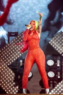 May 19, 2019 - Cardi B (Belcalis Marlenis Alm¡nzar) performs at Hangout Music Festival in Gulf Shores, Alabama - 17 May 2019  - ZUMAr152 20190519_zaa_r152_008 Copyright: xJenniferxDevereauxx xRmvx