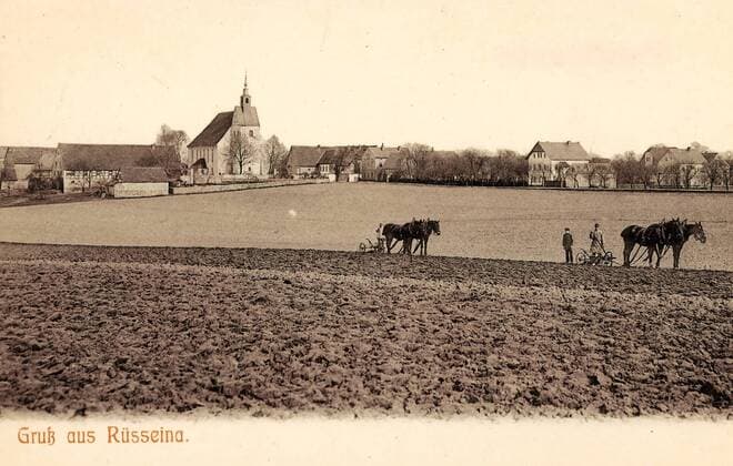 Churches in Nossen, Agriculture in Landkreis Meißen, Horses of Landkreis Meißen, Ploughs in Germany, Historical images of ploughs, 1903, Landkreis Meißen, Rüsseina, Blick nach Rüsseina  Copyright: LisztxCollection LCBR_190204_4408