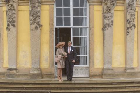 Visit of the King and Queen of the Netherlands to the State of Brandenburg Germany, Potsdam 22 05 2019 Photo shoot in front of Sanssouci Palace in Potsdam The picture shows Her Majesty Queen Maxima and His Majesty King Willem Alexander in front of Sanssouci Palace Potsdam Brandenburg Germany