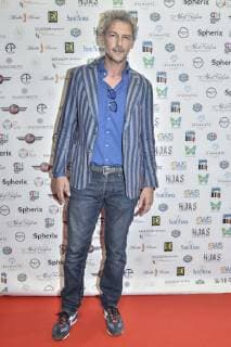 Turin. Arriving at the Hoas Eleventy fashion show event in the picture: Roberto Farnesi  Copyright: xRiccardoxGiordanox xIPAx xFotosickix